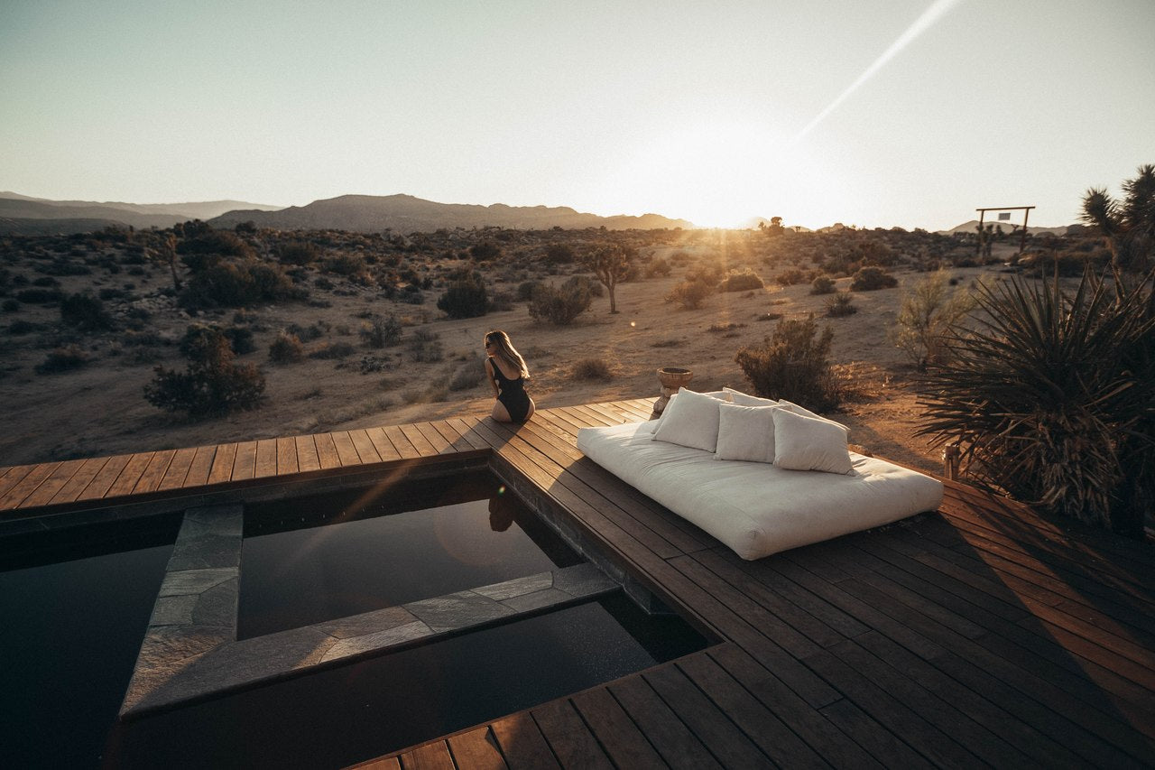 outside hot tub, benefits of hot tub