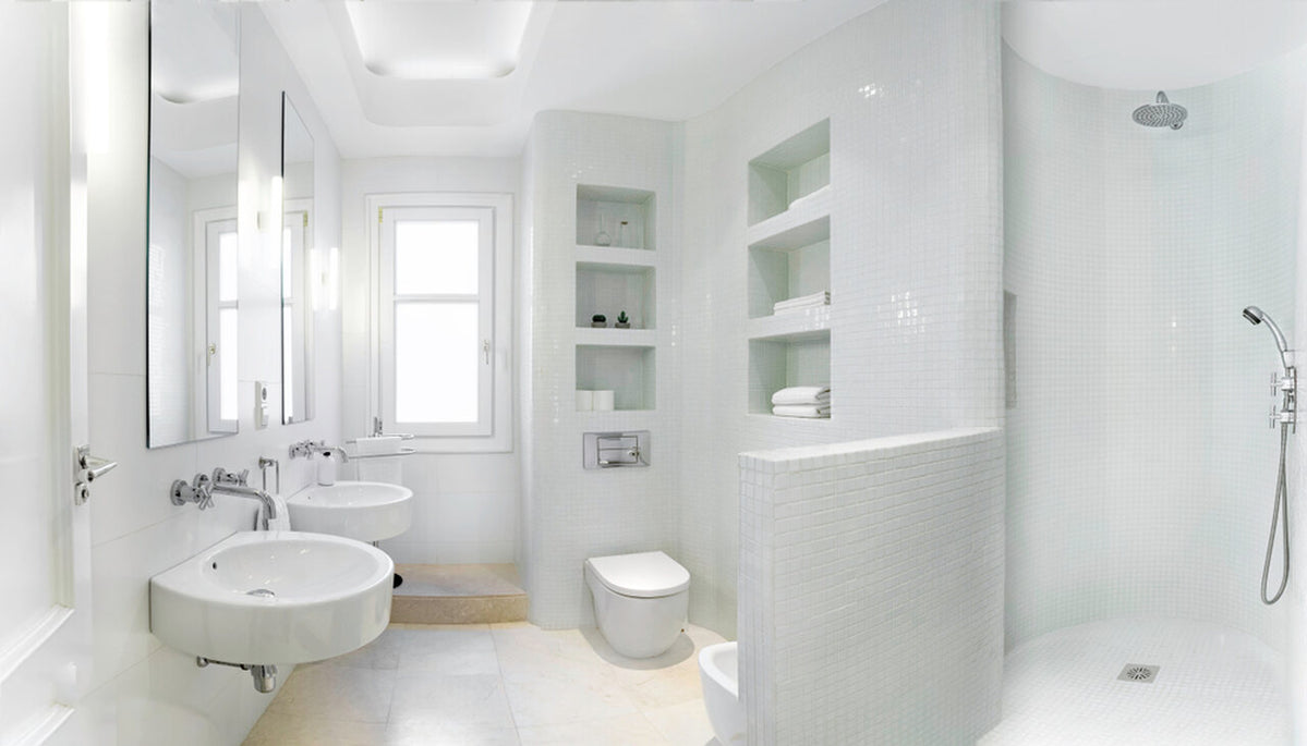Creating a Five-Star Bathroom: Must-Have Airbnb Bathroom Essentials —  RobesNmore